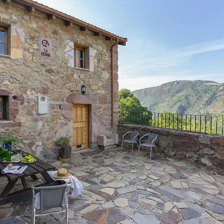 Casa De Aldea La Besana Lantställe Las Vinas