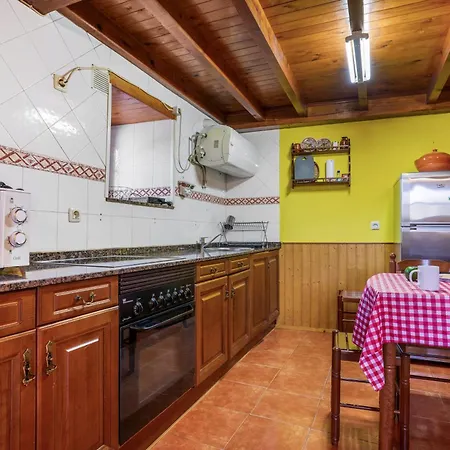Casa De Aldea La Besana Lantställe *