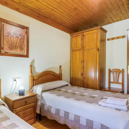 Casa De Aldea La Besana *